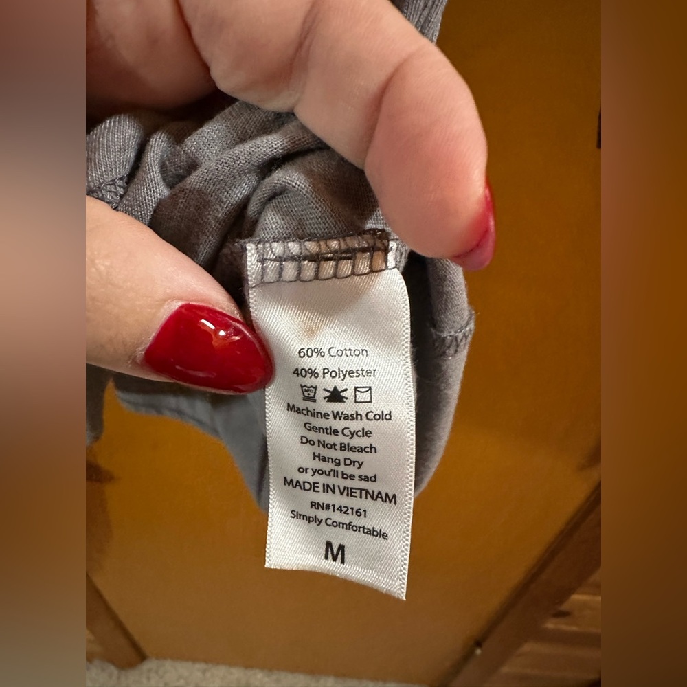 LuLaRoe Randy Tee - Picture 2 of 8